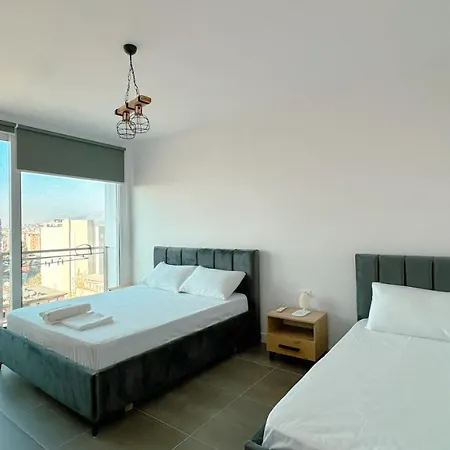 Apartment Urban Serenity Skyline View 2 *