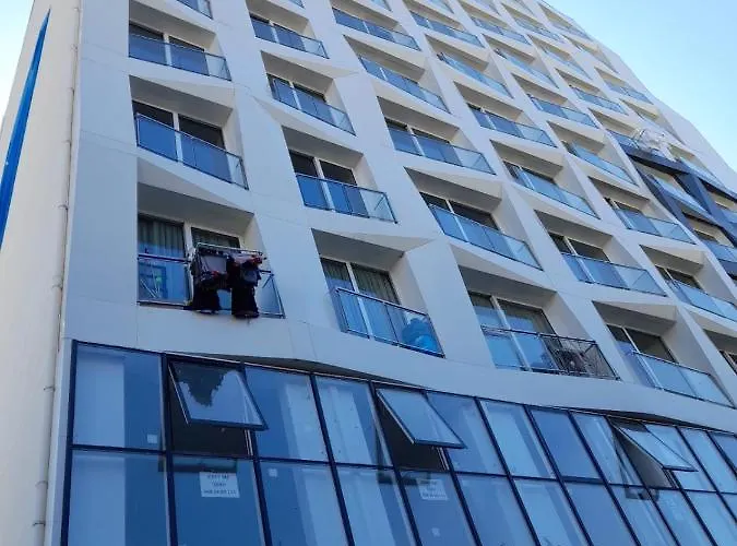 Urban Serenity Skyline View 2 *